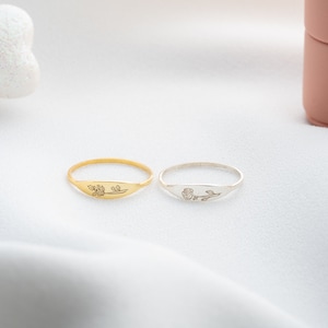 Tiny Silver Birth Flower Ring Personalized Birth Month Floral Ring Custom Birth Flower Rings Engraved Flower Stacking Ring Dainty Gold Ring