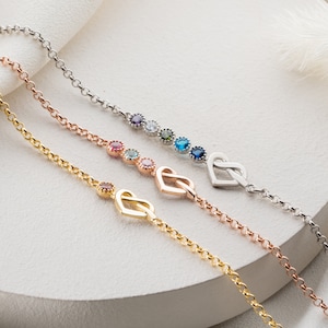 Bracelet délicat avec pierres de naissance en or Bracelet en argent avec pierres de naissance pour la famille, pierre de naissance de décembre, bracelet pour maman, pierre de naissance personnalisée, coeur