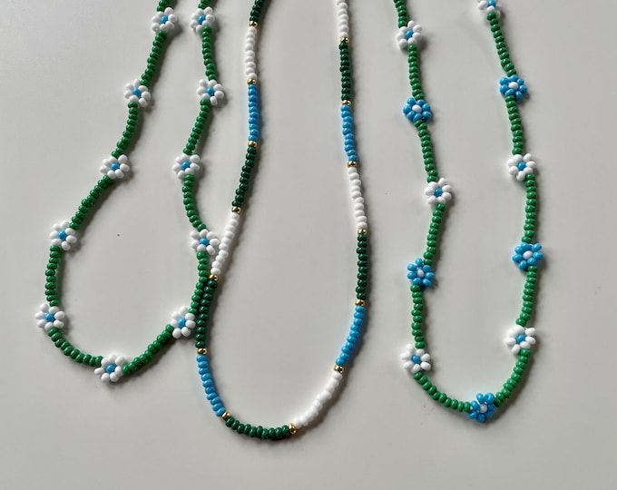 Tulane Daisy bead Necklace/Choker and Tulane Love - Tulane inspired Special Collection. Perfect graduation gift!!!!