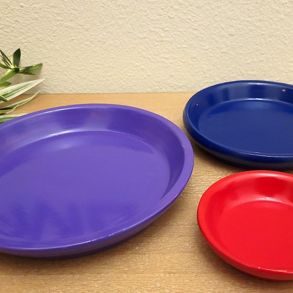 Painted Plant Saucers, Colorful Drip Trays Painted with Bright Solid Color, Perfect for Plant Lovers, Indoor Gardens and make Perfect Gift