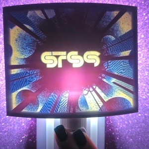 Luz nocturna inspirada en STS9