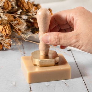 Timbro per sapone personalizzato | Stampo in ottone per sapone | Timbro per sapone in ottone spesso 12 mm | Timbro personalizzato per sapone | Regali per Potter | Strumenti del sapone