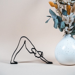 Yoga Figur herabschauender Hund  - Line Art 3D Druck - Moderne Dekoration und Geschenk für Yoga und Asana