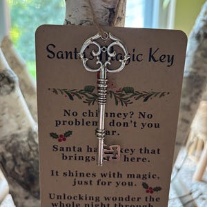 Santa’s Magic Key – Vintage-Style Skeleton Key with Holiday Hang Tag