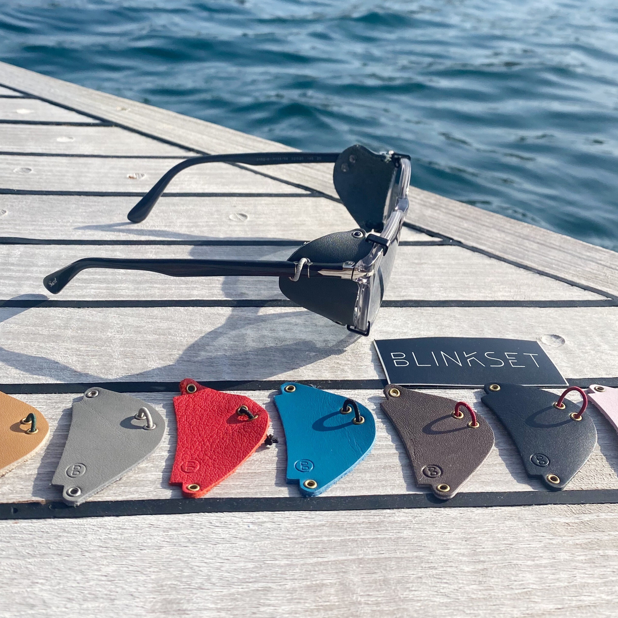 値下げ　● glass accessory ○ planet  2 Blinkset Side Shields for Sunglasses (glacier Style) Removable