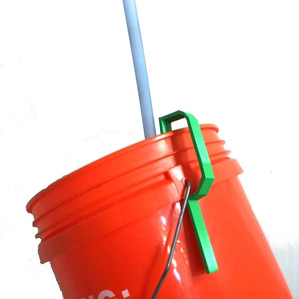 Bucket Hose Holder Thingy