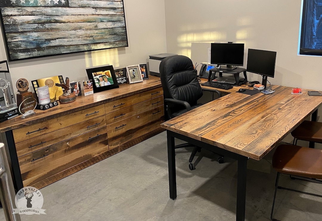 Large Reclaimed Wood Office Desk, Barnwood Computer Desk, Reclaimed Wood  Desk, Solid Wood Writing Desk, Rustic Wood Straight Desk 