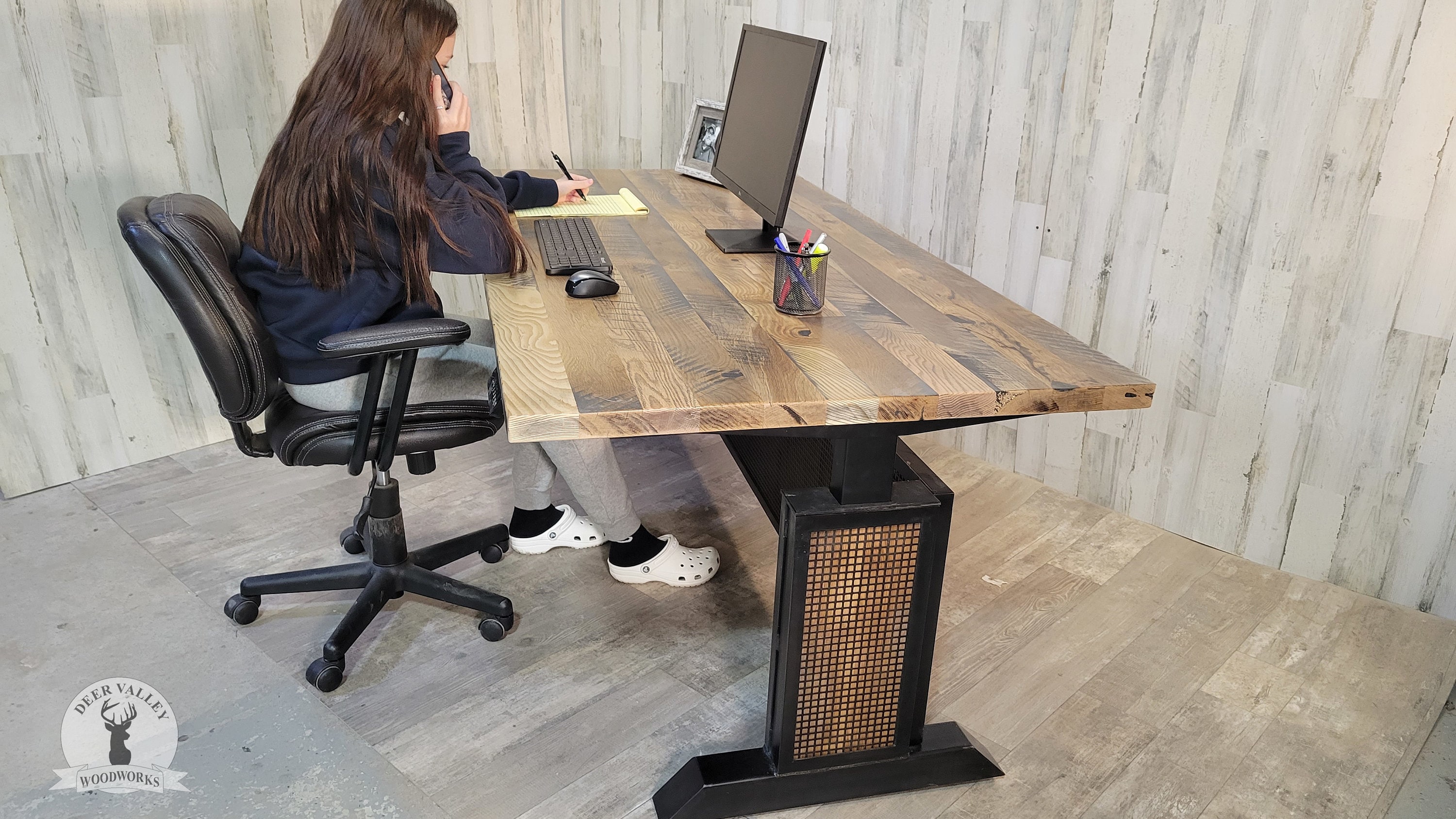 Industrial Modern Desk, Reclaimed Wood Desk, Executive Writing Desk, Urban  Oak Barnwood Computer Desk, Industrial Home Office Desk 