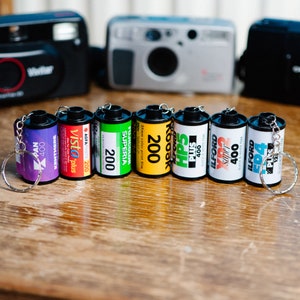 Llavero de cartucho de película de 35 mm con cadena de plata / llavero / regalo para fotógrafos