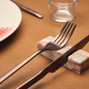 Marble Cutlery Rest with knife cut| Lifestyle | Dinnerware | Luxury Homeware | Tablescape | Cutlery rest | Marble Homeware | Mise en Place