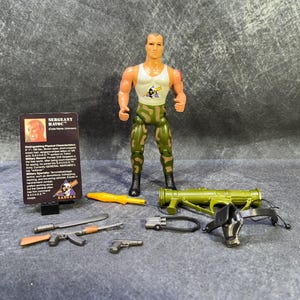 Figura de acción de Rambo: Fuerza de la Libertad: Sargento Havok. Completa con ficha. Coleco, 1985.