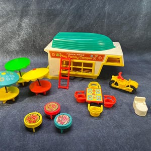 ヴィンテージ フィッシャープライス キャンピングカー (994) アクセサリー。お選びください。