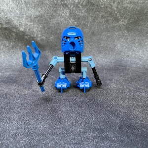 Bionicles buildable toy : Nokama (8543) 100% Complete. Lego 2001. Hard to find wave 1 figure
