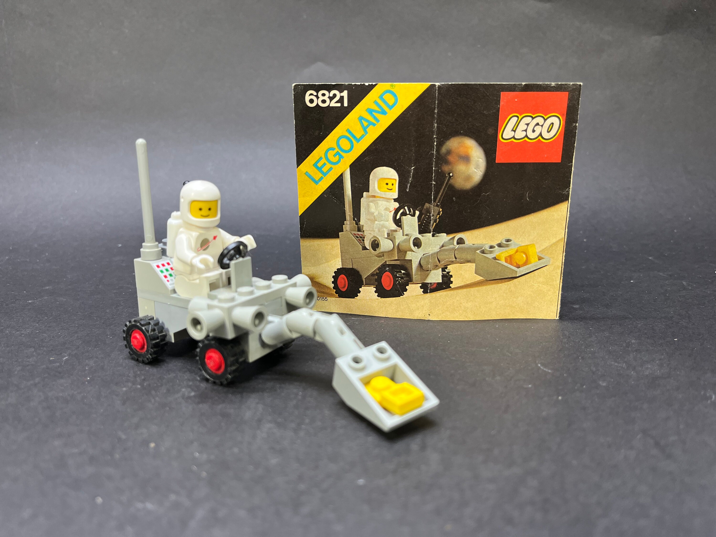 Vintage Lego. Legoland Space No 6821 Shovel Buggy. Complete With