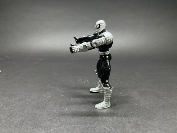 Silver spiderman action figure deals