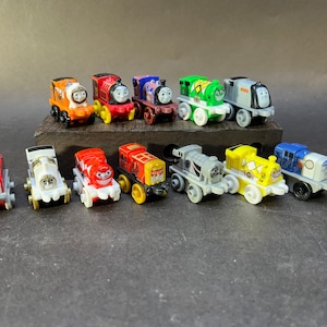 Thomas & friends miniatures Lot of 12 trains.  Fisher Price/Mattel.