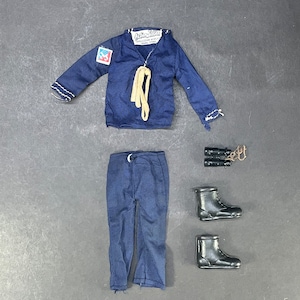 Action Jackson outfit : AJ Navy. White tie variant. Incomplete. Mego 1971
