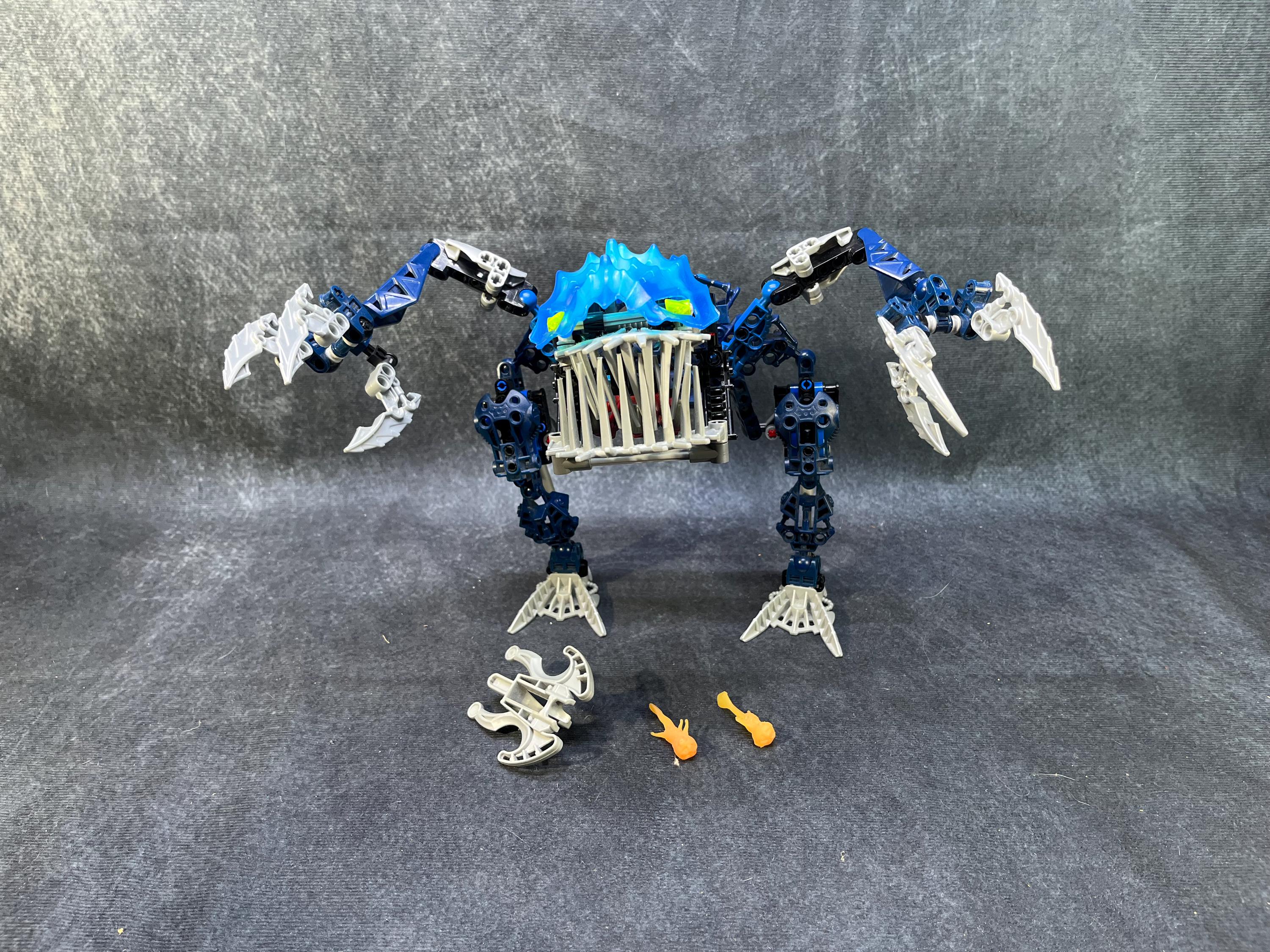 Bionicle Buildable Toy :gabunka No 8922. 100% Complete With Both