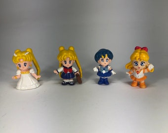 Sailor Moon, Select your sailor.