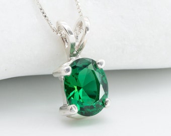 Emerald Pendant, Created Emerald, Green Oval Pendant, Emerald Necklace, Simple Pendant, Anniversary Gift, Gift for Her, 925 Sterling Silver