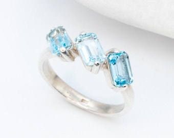 Blue Topaz Baguette Ring, Natural Blue Topaz, Blue Stone Ring, Sky Topaz Ring, December Birthstone, Three Stone Ring, Silver Blue Topaz Ring