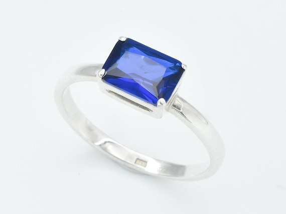 Rectangle sapphire ring clearance