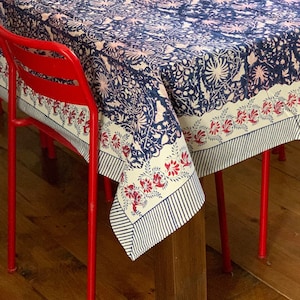 Pure cotton tablecloth block print handmade and handprinted in India · Six seaters · Boho 100% cotton hindi tablecloth · Blue red flowers
