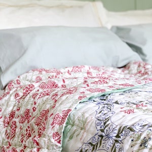 Jaipuri Razai · 100% Cotton quilt · Made in India · Handmade block print · Reversible pink green · Queen size / Twin
