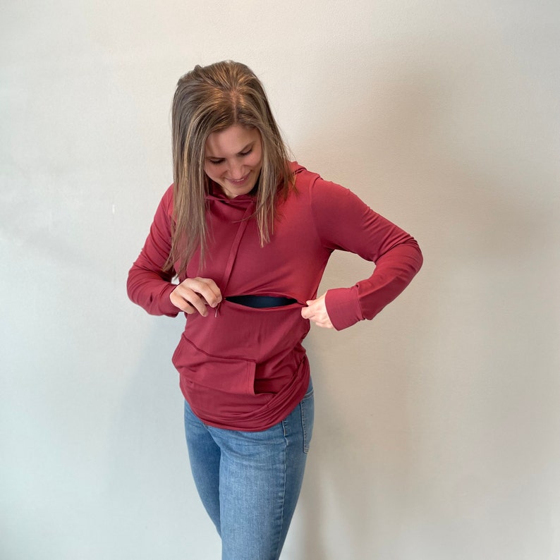 Burgundy Breastfeeding and Pumping Friendly Sweatshirt, Nursing Sweatshirt, Zipper Breastfeeding