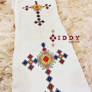 KIDDY DESIGN Traditional Cross Table Runner