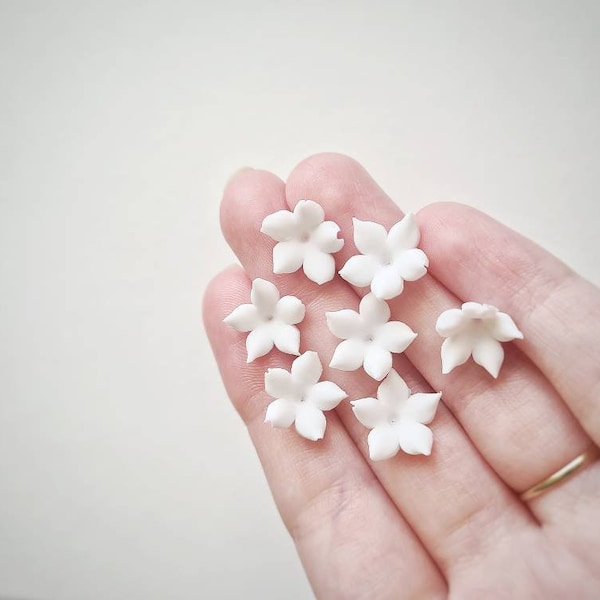 x10 Bright white handmade clay Flower beads 1cm - 1.5cm | Bridal | Wedding | Craft beads| Floral | polymer clay | wedding Beads