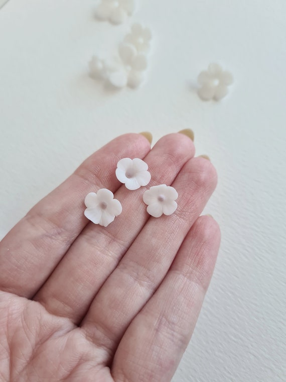 10x Soft White Clay Flower Beads Handmade Polymer Clay Flower Crafts  Handmade Beads Bridal Wedding 