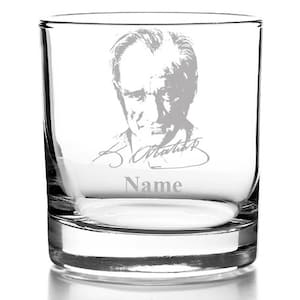 Atatürk whiskey glass with engraving, personalized with name gift for men whiskey glass