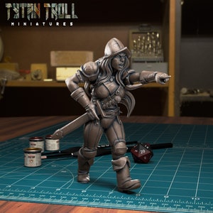 Female Guard | D&D | Pathfinder | TTRPG | by TytanTroll Miniatures