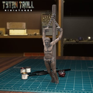 Prisoners Shackled in Post | D&D | Pathfinder | TTRPG | by TytanTroll Miniatures