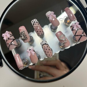Handmade press-on nails