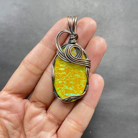 Opal 2024 triplet pendant