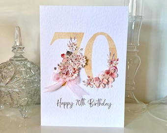Biglietto Di Auguri Per 70° Compleanno Con Colibrì E Fiori Viola: Elegante, Fatto A Mano In Inghilterra, Per Un'amica Speciale - 2