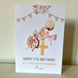 Biglietto di auguri per il 4° compleanno della figlia personalizzato, biglietto di auguri per il 4° compleanno fatto a mano, biglietto di auguri personalizzato per il 4° compleanno, biglietto di auguri per il 4° compleanno della figlia