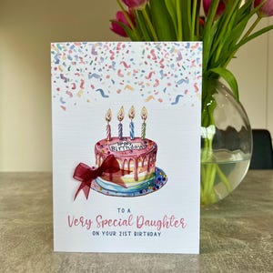 Une carte d'anniversaire personnalisée colorée. Carte d'anniversaire de 21e fille. Carte de joyeux 21e anniversaire. N'importe quel rapport, âge. Fait main avec un ruban de pierres précieuses