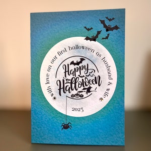 1.ª TARJETA DE HALLOWEEN como Marido y Mujer con Gemas, Tarjeta de Halloween para la Esposa, Tarjeta de Halloween para el Marido, Aniversario de Halloween, Sr./Sr., Sra./Sra., Sr./Sra.