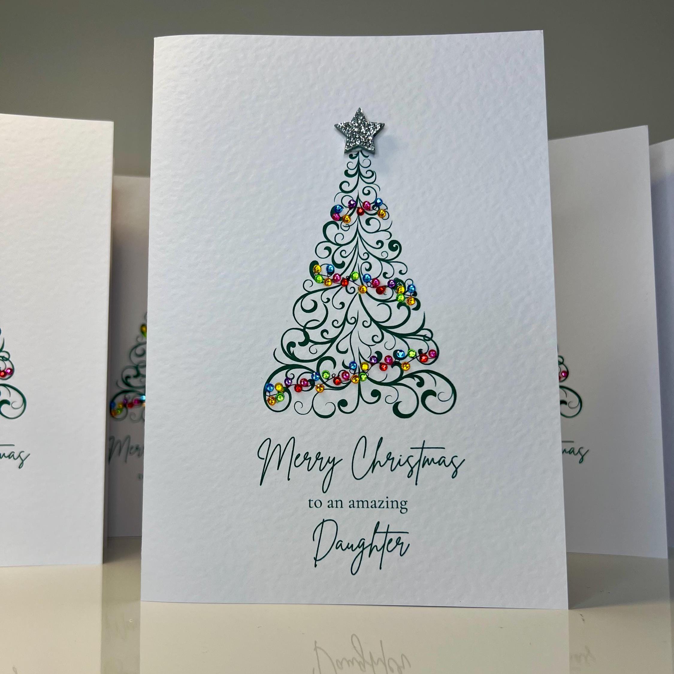Auguri Di Natale, Se Sei A Corto Di Idee Ti Suggeriamo Le Frasi Migliori Per Fare Bella Figura Con Amici E Parenti