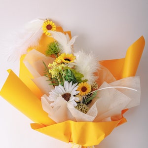 Floral Cat Teaser Bouquet: Summer Cat Toy Wand