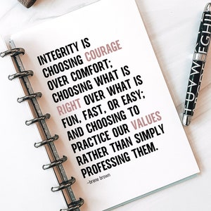 Citação de Brene Brown, Integridade é escolher coragem, Painel de meio-carta para impressão, Painel de meio-carta, Meio-carta encadernado,