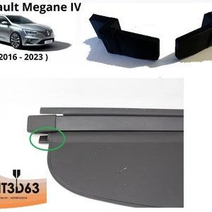 Op de afbeelding: Twee zwarte plastic clips voor een kofferbakklep. De clips zijn ontworpen om de klep op zijn plaats te houden. De klep is grijs en heeft een stoffen textuur. De tekst "PRINT3D63" is zichtbaar in de linkerbenedenhoek van de afbeelding.