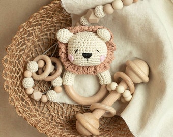 Houten rammelaar, gehaakt babyspeelgoed, babyjongencadeau, babymeisje cadeau, rammelaar, olifantenrammelaar, konijnenrammelaar, leeuwrammelaar, babycadeau, zintuiglijk speelgoed