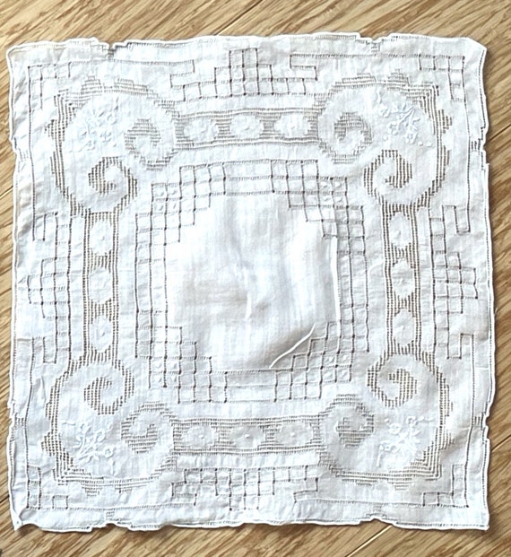 Delicate Pulled Thread and Embroidered handkerchi… - image 1