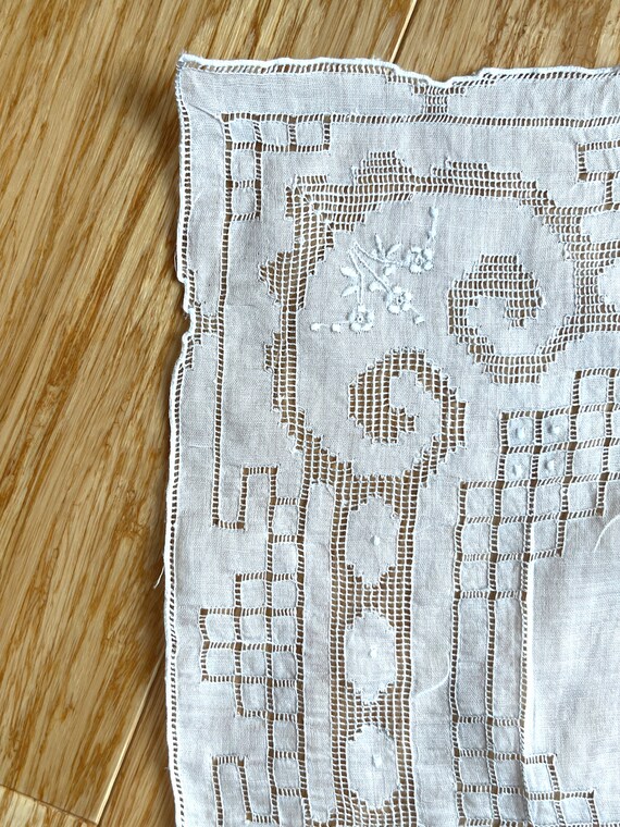 Delicate Pulled Thread and Embroidered handkerchi… - image 2