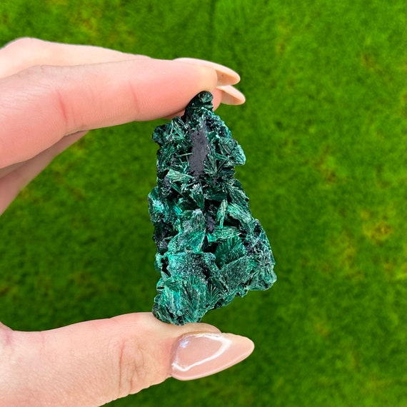 ベルベットマラカイト | 繊維状マラカイト | コンゴ産原石マラカイト