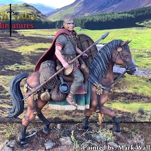 Figura in resina di un cavaliere ausiliario romano in posa casual, modelli storici di Minormous